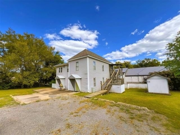 Listing Image #2 - Others for sale at 418 S Muskogee Avenue, Tahlequah OK 74464 Listing Image #2 - Others for sale at 418 S Muskogee Avenue, Tahlequah OK 74464