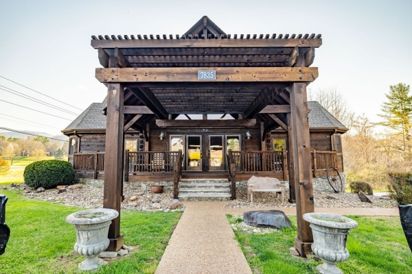 Listing Image #1 - Retail for sale at 7835 E Lamar Alexander Pkwy, Townsend TN 37882