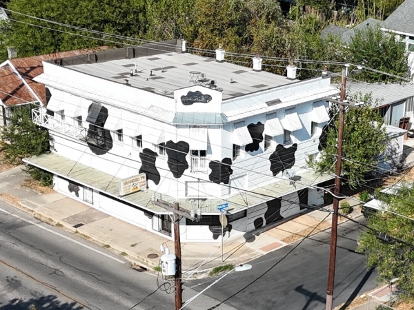 Listing Image #2 - Retail for sale at 1720 S Presa St, San Antonio TX 78210