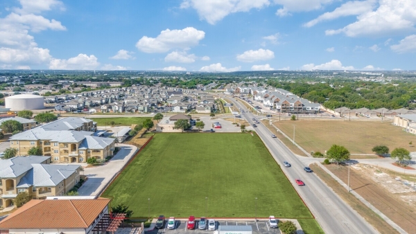 Listing Image #1 - Others for sale at TDB E Common St, New Braunfels TX 78130