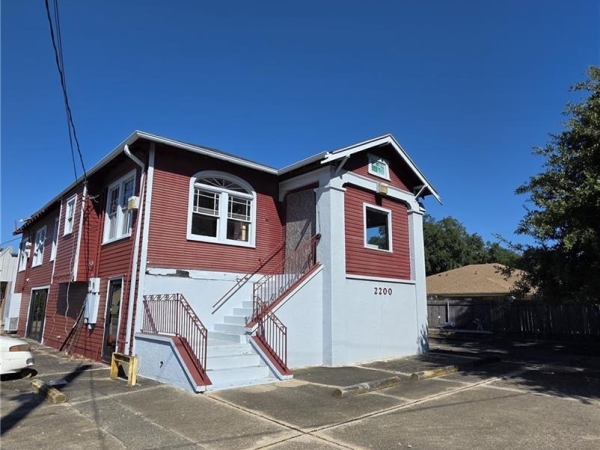 Listing Image #1 - Others for sale at 2200 Paris Road, Chalmette LA 70043