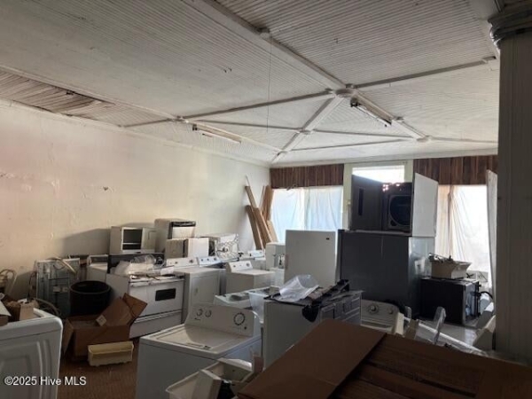 Listing Image #2 - Others for sale at 116 E Main Street, Fremont NC 27830