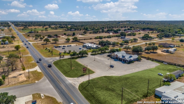 Listing Image #3 - Retail for sale at 11985 US Hwy 87 W, La Vernia TX 78121