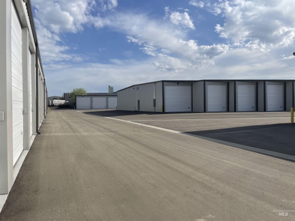 Listing Image #2 - Others for sale at 7373 S Federal Way, Boise ID 83716