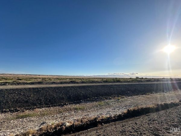 Listing Image #3 - Land for sale at Sec 35 Twn 29 Rng 23, Bakersfield CA 93206