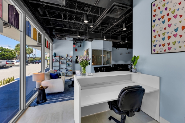 Listing Image #3 - Retail for sale at 3331 NE 32ND STREET, OAKLAND PARK FL 33308