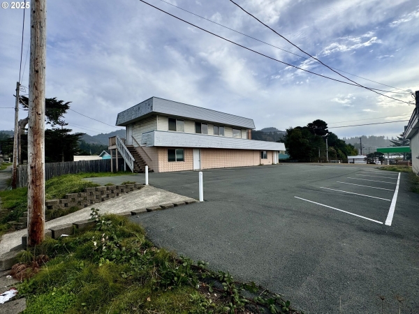 Listing Image #2 - Others for sale at 94181 4TH ST, Gold Beach OR 97444