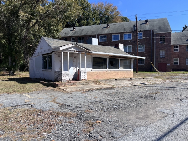 Listing Image #1 - Retail for sale at 1939 Donald Lee Hollowell Pkwy NW, Atlanta GA 30318