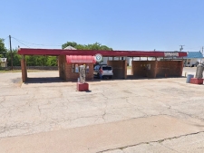 Retail property for sale in Graham, TX
