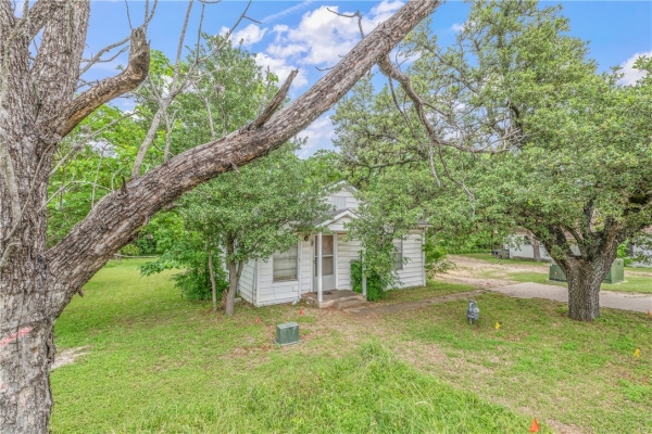 Listing Image #2 - Retail for sale at 2807 & 2809 East Villa Maria Road, Bryan TX 77802 Listing Image #2 - Retail for sale at 2807 & 2809 East Villa Maria Road, Bryan TX 77802