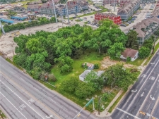 Retail for sale in Bryan, TX