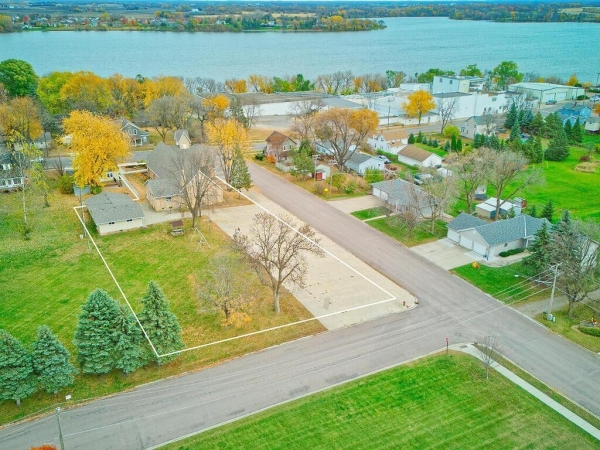 Listing Image #3 - Office for sale at 410 1st Street N, Winsted MN 55395