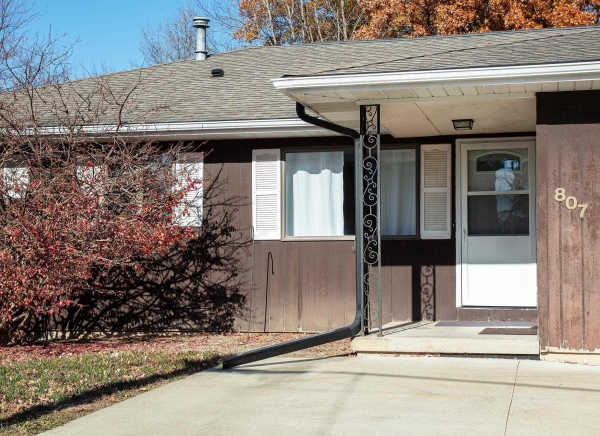 Listing Image #2 - Others for sale at 807/809 NE 2nd Avenue, Waverly IA 50677 Listing Image #2 - Others for sale at 807/809 NE 2nd Avenue, Waverly IA 50677