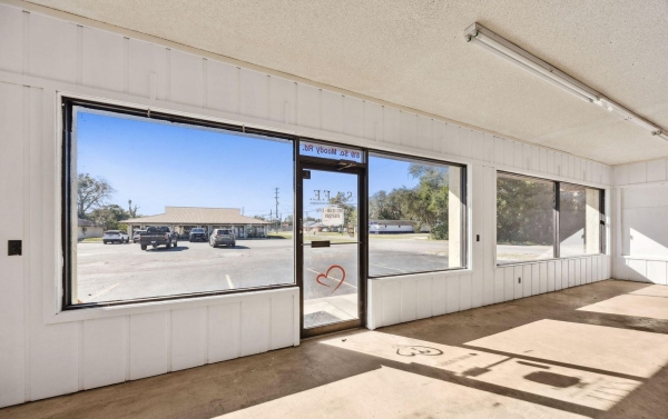 Listing Image #3 - Retail for sale at 819 S. Moody Rd, Palatka FL 32177 Listing Image #3 - Retail for sale at 819 S. Moody Rd, Palatka FL 32177