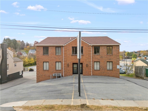 Listing Image #2 - Others for sale at 20 Donati Road, Bethel Park PA 15241