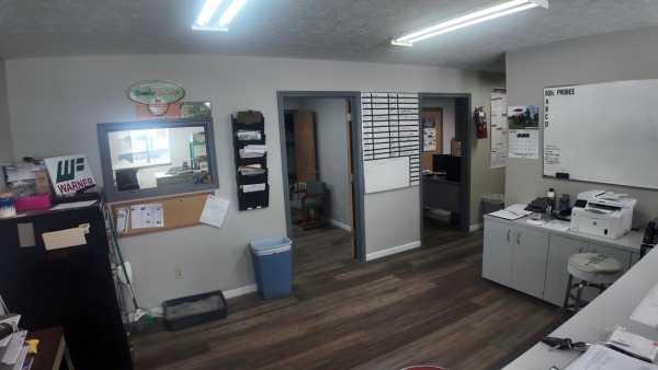 Listing Image #9 - Retail for sale at 1221 Old US 150E, Stanford KY 40484 Listing Image #9 - Retail for sale at 1221 Old US 150E, Stanford KY 40484