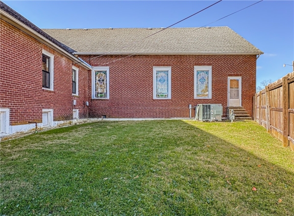 Listing Image #3 - Others for sale at 510 E Madison Avenue, Berryville AR 72616 Listing Image #3 - Others for sale at 510 E Madison Avenue, Berryville AR 72616