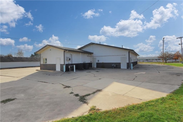 Listing Image #3 - Others for sale at 430 W State St, Charleston IL 61920