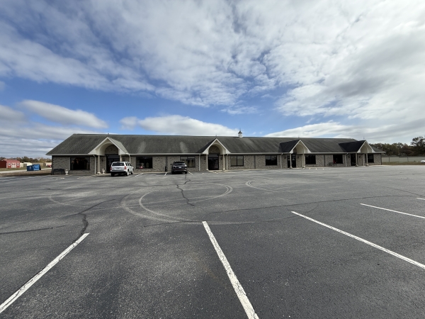 Listing Image #2 - Others for sale at 1615 Landing Drive, Carterville IL 62918