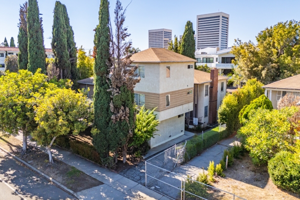 Listing Image #1 - Multi-family for sale at 1541 Veteran Avenue, Los Angeles CA 90024