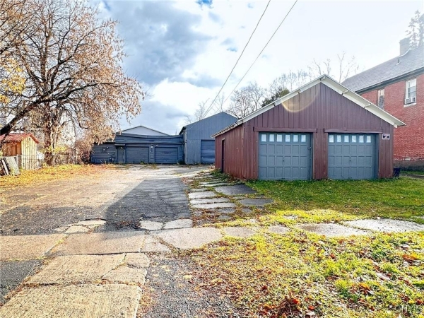 Listing Image #2 - Others for sale at 403 Bacon Street, Utica NY 13501