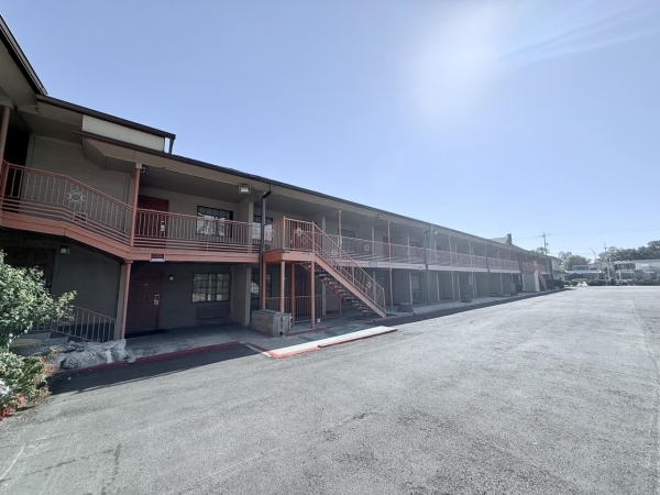Listing Image #5 - Motel for sale at 1131 Austin Highway, San Antonio TX 78209