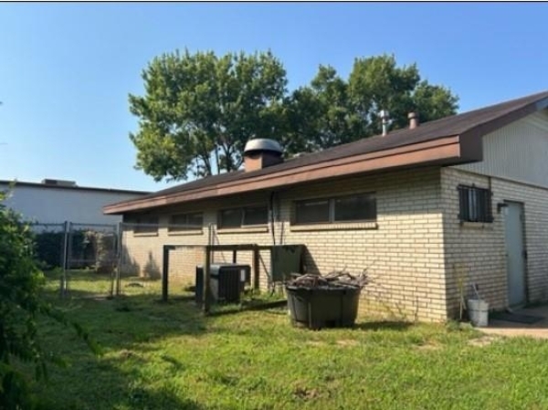 Listing Image #3 - Others for sale at 1841 South Drive, Natchitoches LA 71457