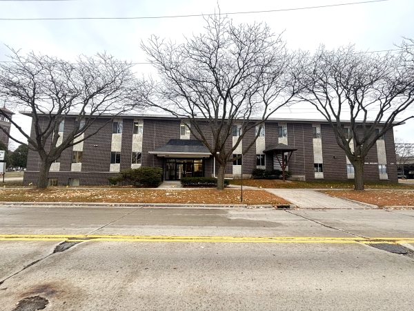 Listing Image #3 - Office for sale at 529 S Jefferson Street, Green Bay WI 54301