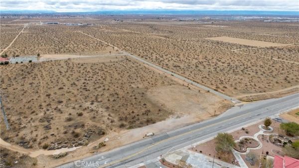Listing Image #3 - Land for sale at 11675 Air Express Way, Adelanto CA 92301