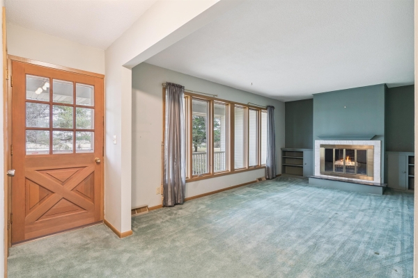 Listing Image #2 - Others for sale at 1836 105th St, Hazleton IA 50641