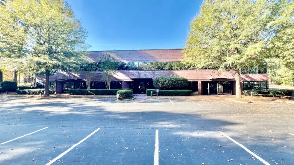 Listing Image #1 - Office for sale at 8800 Roswell Rd, Bldg. C, Sandy Springs GA 30350