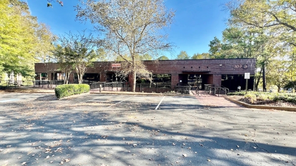 Listing Image #3 - Office for sale at 8800 Roswell Rd, Bldg. C, Sandy Springs GA 30350