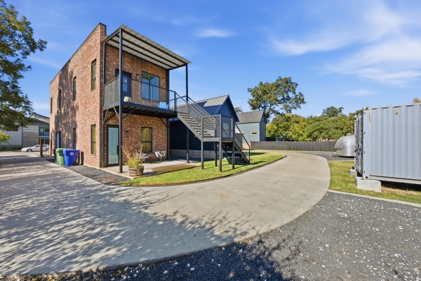 Listing Image #2 - Others for sale at 632 S 7th St, Waco TX 76706 Listing Image #2 - Others for sale at 632 S 7th St, Waco TX 76706