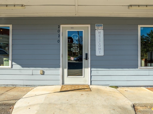 Listing Image #3 - Retail for sale at 2020 S Old Hwy 5, Ellijay GA 30540