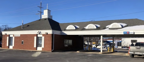Listing Image #3 - Retail for sale at 123 W Grant Hwy, Marengo IL 60152