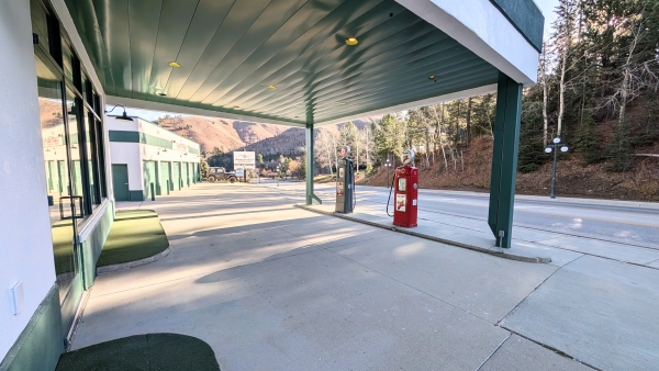 Listing Image #2 - Retail for sale at 308 Cliff Street, Deadwood SD 57732