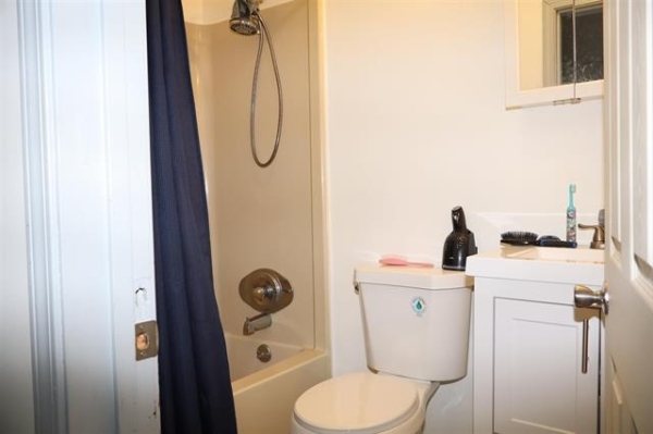 Listing Image #2 - Multi-family for sale at 416 Central St, Franklin NH 03235