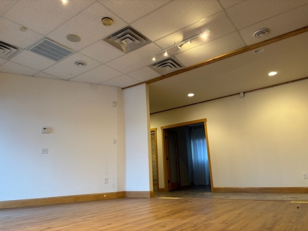 Listing Image #3 - Retail for sale at 102 W 5th St, Chaska MN 55318