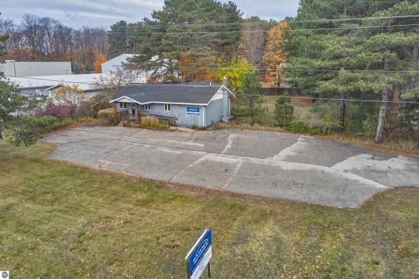 Listing Image #1 - Office for sale at 52 Palcich Road, Frankfort MI 49635