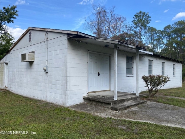 Listing Image #3 - Others for sale at 228 Yelvington Rd, East Palatka FL 32131 Listing Image #3 - Others for sale at 228 Yelvington Rd, East Palatka FL 32131