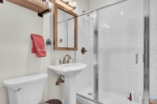 Listing Image #3 - Multi-family for sale at 28 Whitney Street, Hartford CT 06105