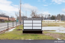 Listing Image #2 - Office for sale at 811 S Beechtree Street, Grand Haven MI 49417