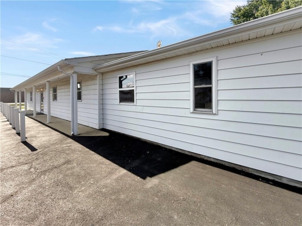 Listing Image #1 - Others for sale at 202 W Edgar Ave, Casey IL 62420 Listing Image #1 - Others for sale at 202 W Edgar Ave, Casey IL 62420