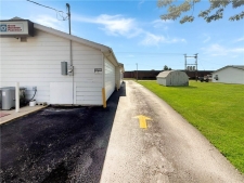 Listing Image #2 - Others for sale at 202 W Edgar Ave, Casey IL 62420