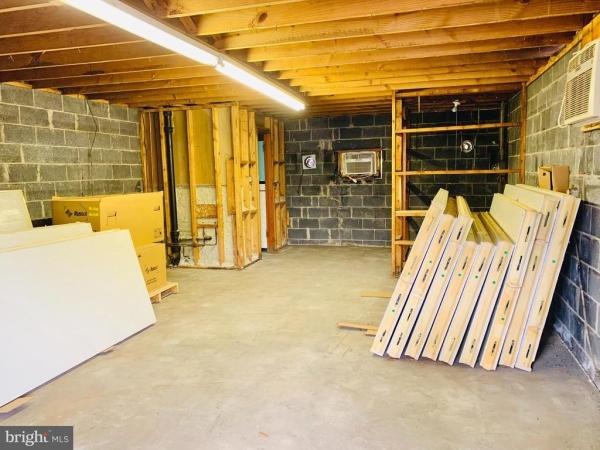 Listing Image #2 - Retail for sale at 1504 Princess Anne Street, Fredericksburg VA 22401