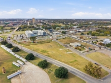 Listing Image #2 - Land for sale at 423 E Bridge St, Waco TX 76704
