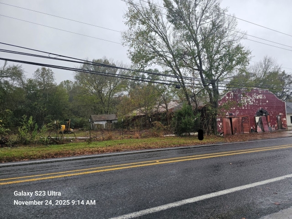 Listing Image #3 - Others for sale at 803 & 805 W Main St 114 & 115 Texas St, 106 Lobb St, Henderson TX 75654 Listing Image #3 - Others for sale at 803 & 805 W Main St 114 & 115 Texas St, 106 Lobb St, Henderson TX 75654