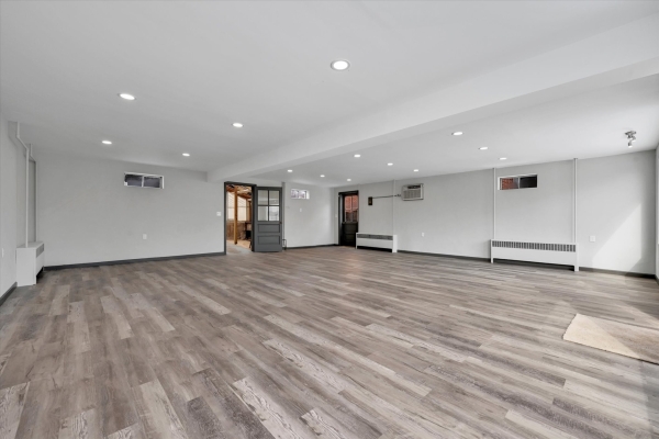 Listing Image #3 - Retail for sale at 26 N Main St, Topton PA 19562