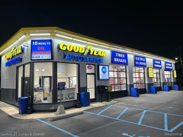 Listing Image #3 - Others for sale at 3912 Pelham Street, Dearborn Heights MI 48125