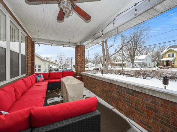 Listing Image #3 - Others for sale at 2422 University Avenue, Dubuque IA 52001